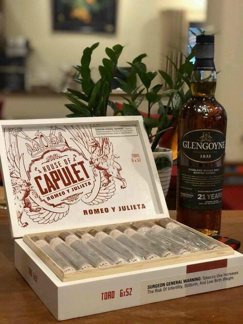 Romeo Y Julieta Capulet Toro Hộp 20 Điếu